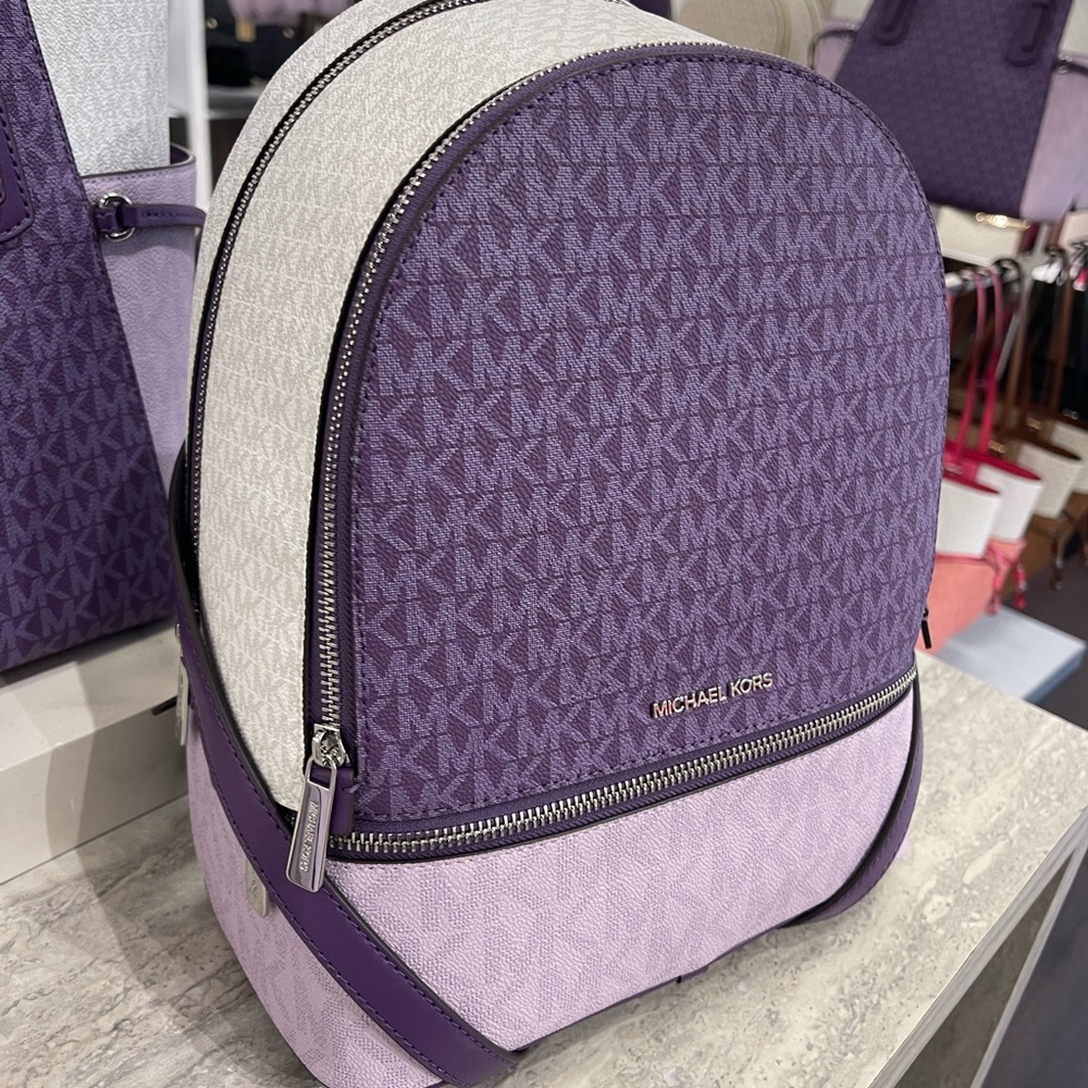 MICHAEL KORS Rhea Md Zip Color-Block Signature Logo Backpack
Dark Purple MLT
NWT - Picture 12 of 16